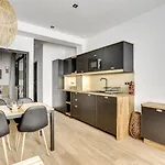 149 Suite Christophe - Superbe Appartement A Paris